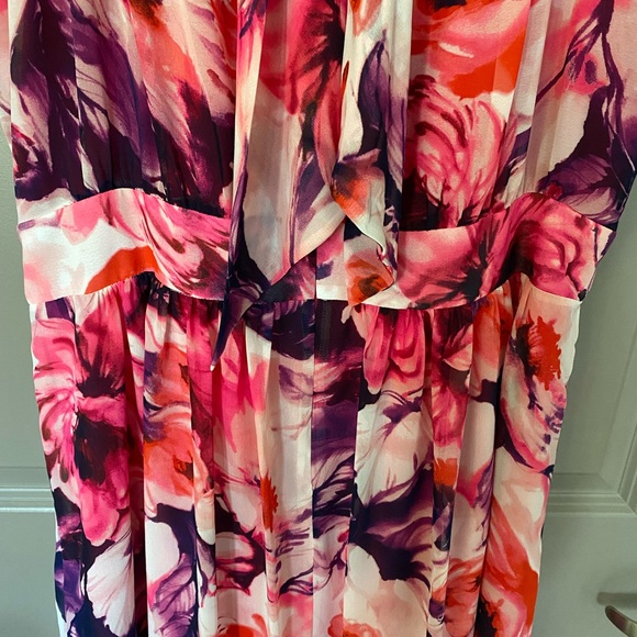 Eliza J Halter Maxi Dress - Picture 8 of 8